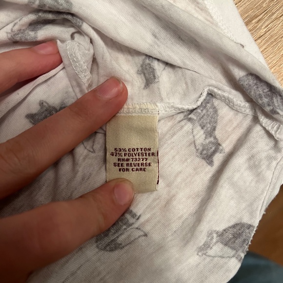 MUDD v-neck tshirt with fox details size xl - Picture 5 of 6